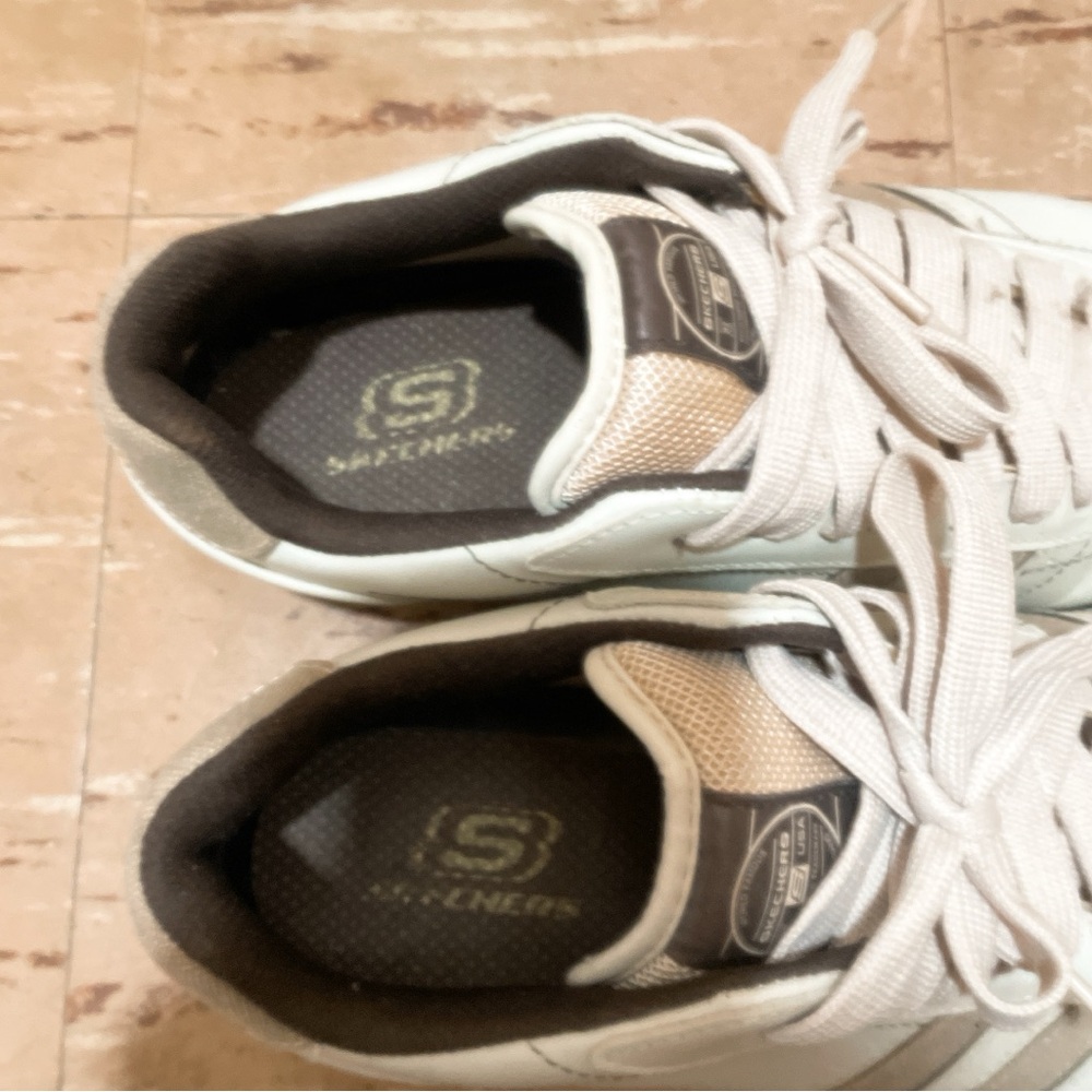 Men’s Low Top leather off white, lace up Sketchers Sneaker. US size 8 - Picture 5 of 7
